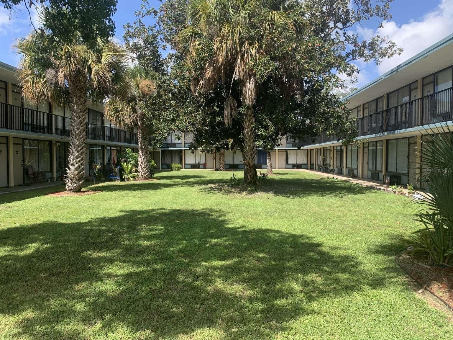 SANDLAKE COURTYARDS CONDO 5901/3515 - Residential