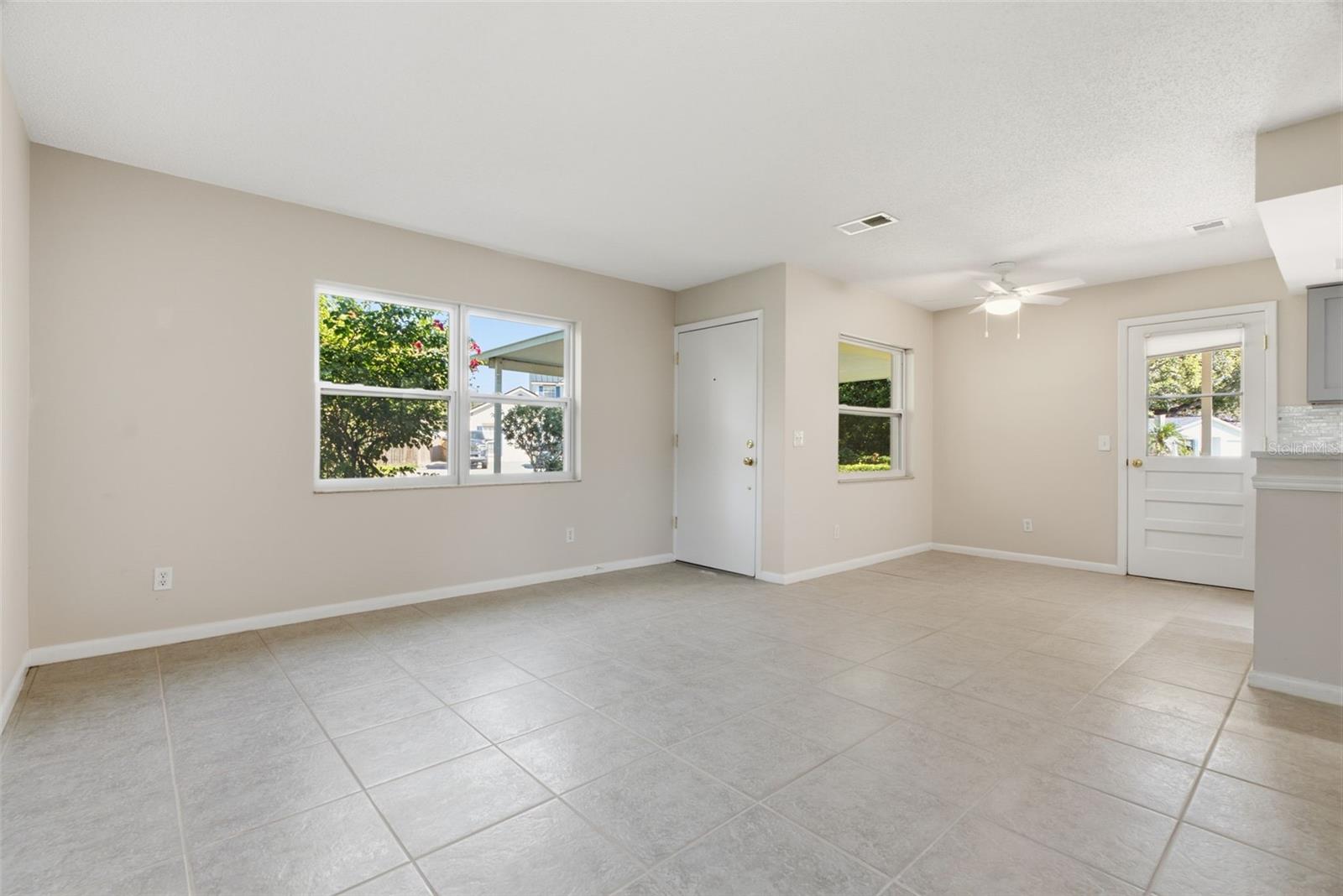 CRESCENT PARK - Residential