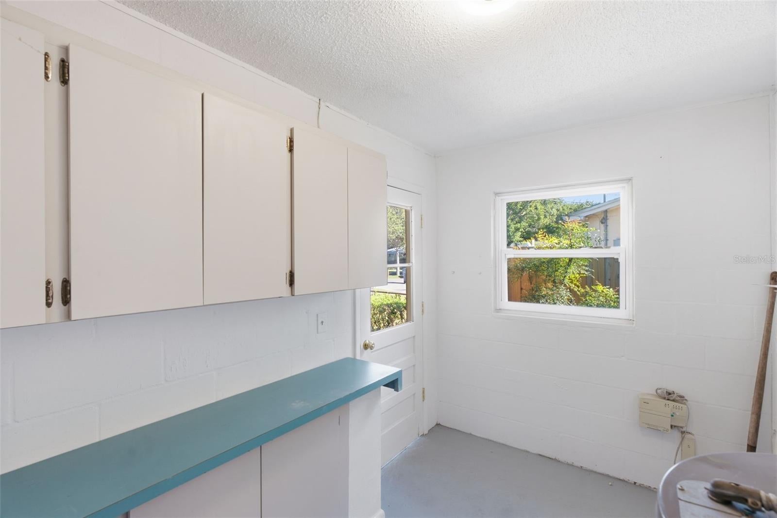 CRESCENT PARK - Residential