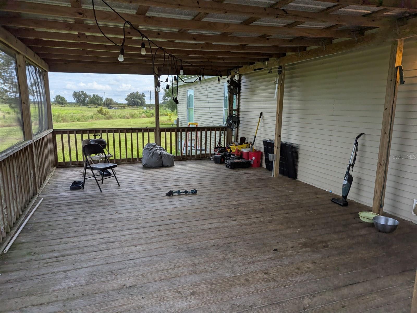 TOWN/BELLEVIEW - Residential