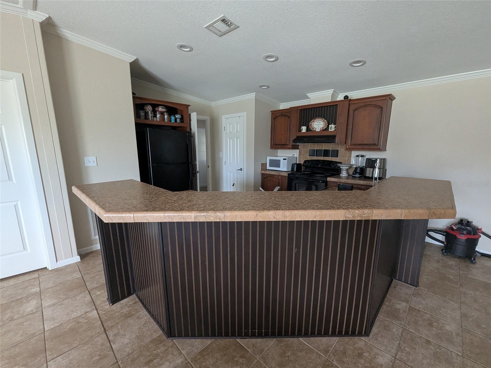 TOWN/BELLEVIEW - Residential