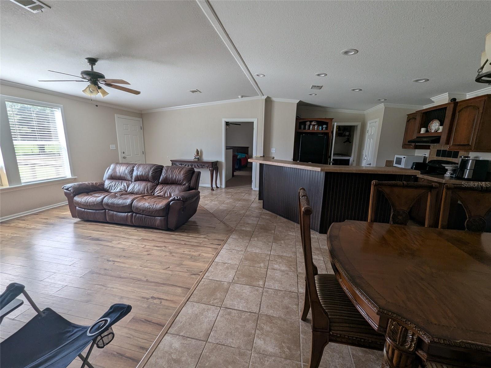 TOWN/BELLEVIEW - Residential