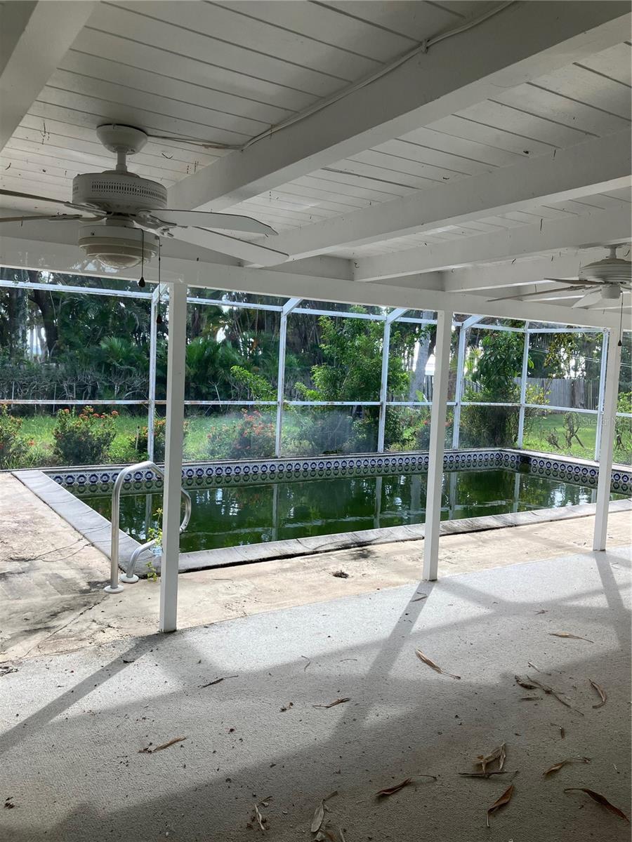 SAPPHIRE SHORES RESUB - Residential