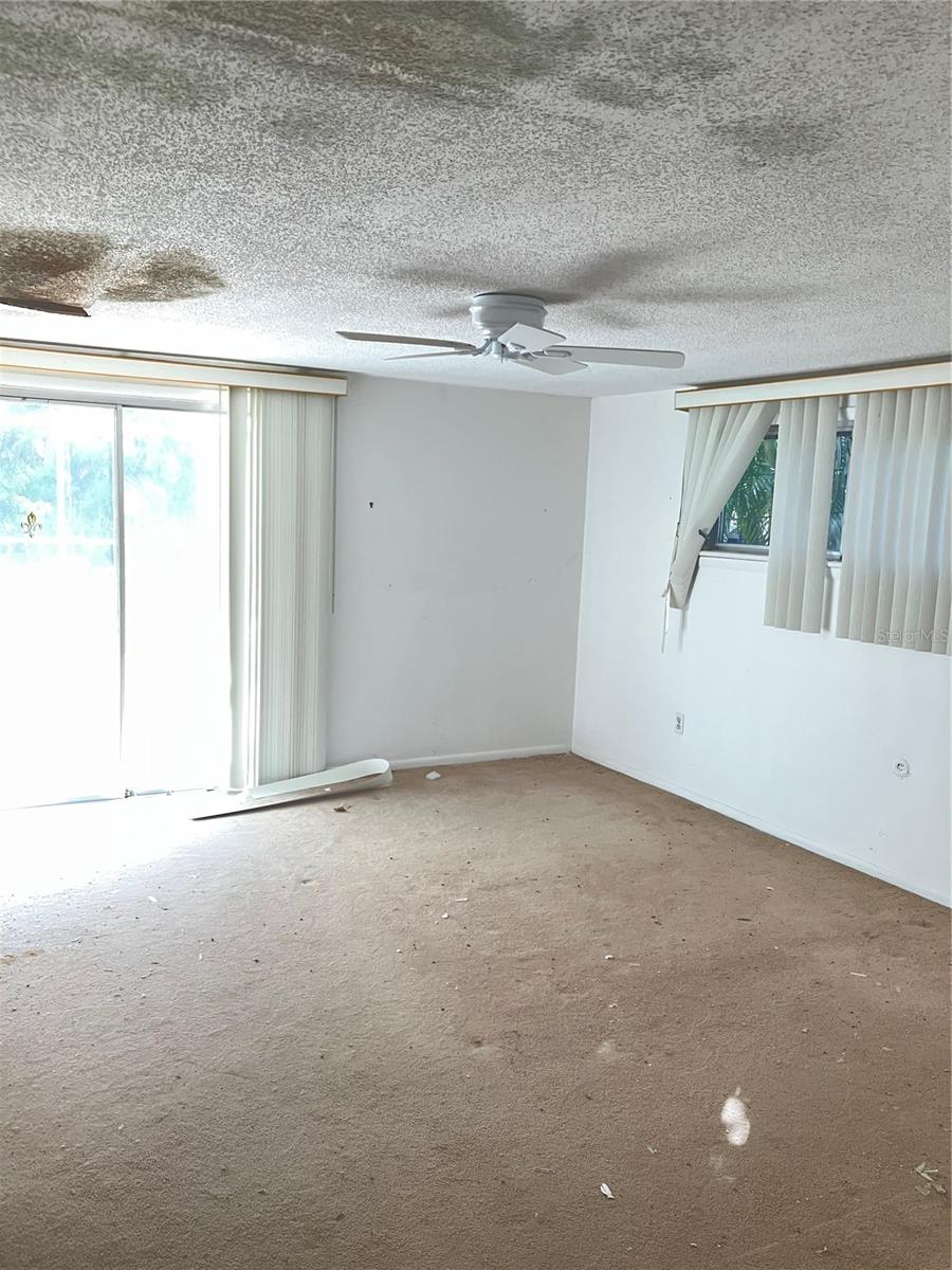 SAPPHIRE SHORES RESUB - Residential