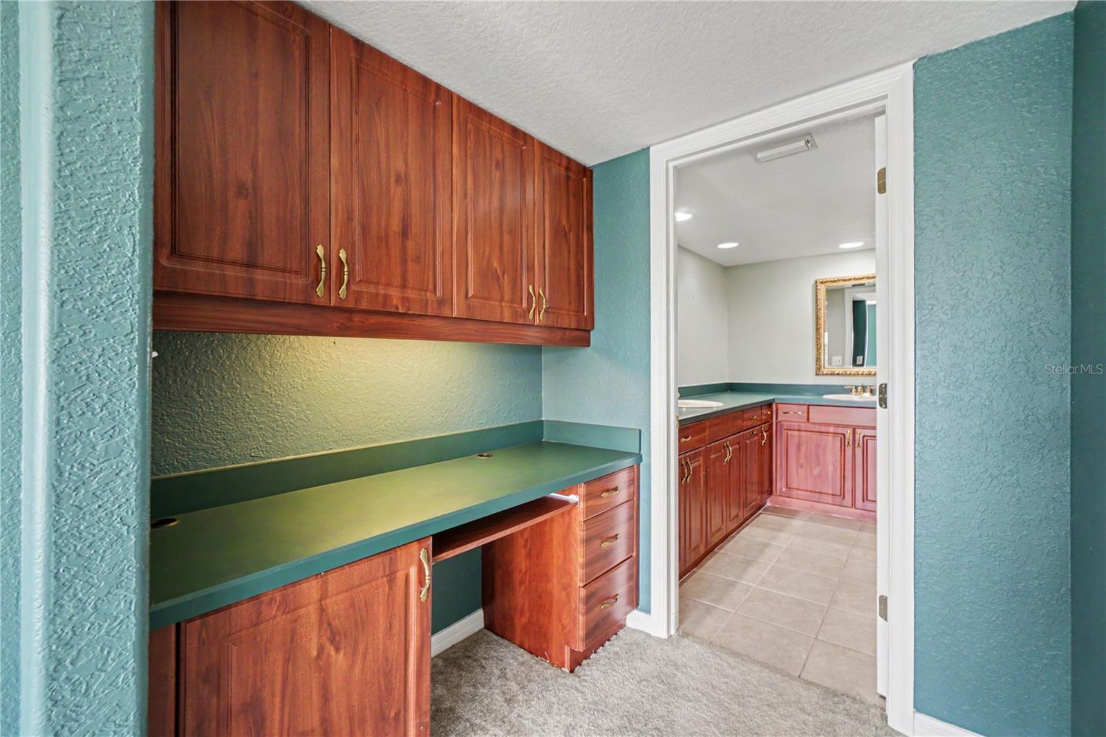BANYAN POINT PH 01 - Residential