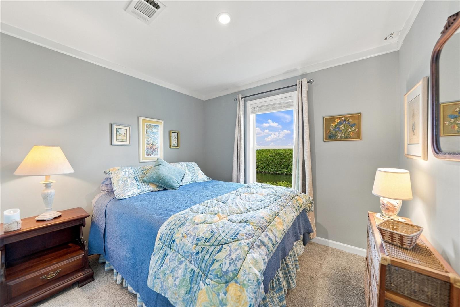 HARBOR COVE - Residential