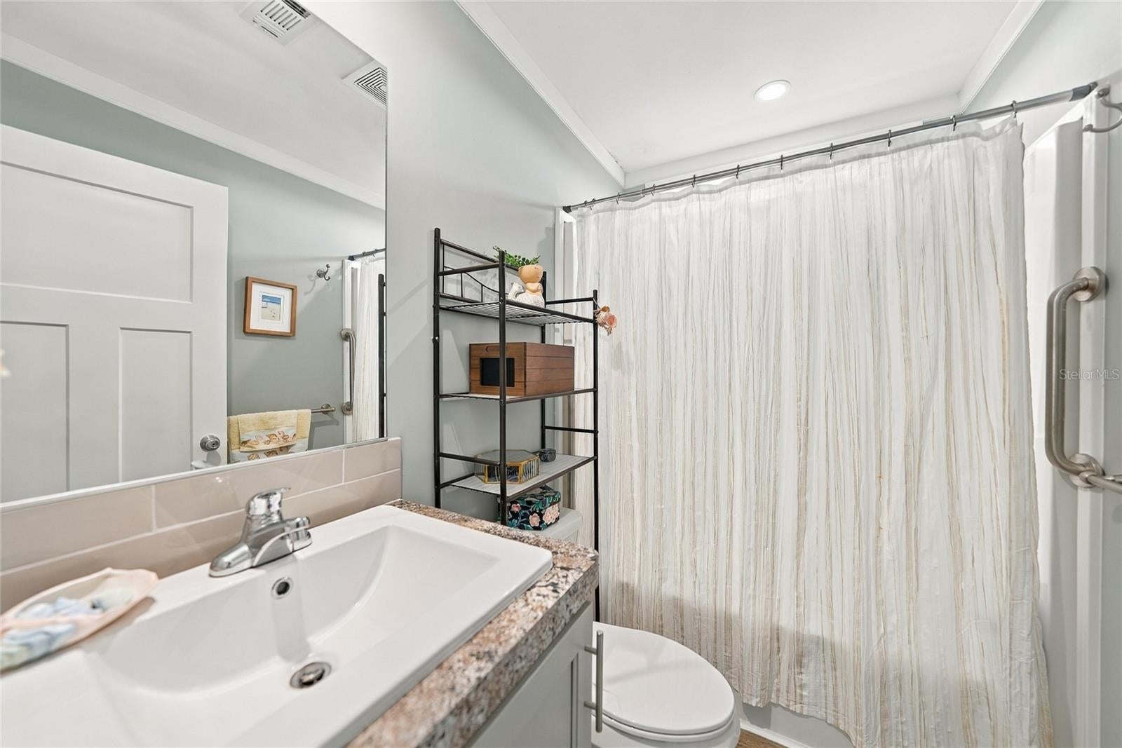 HARBOR COVE - Residential