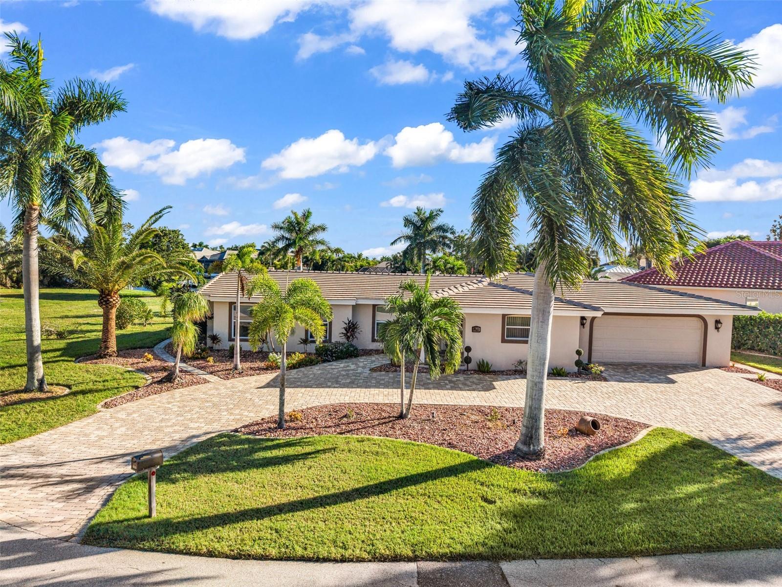 PUNTA GORDA ISLES SEC 04 - Residential