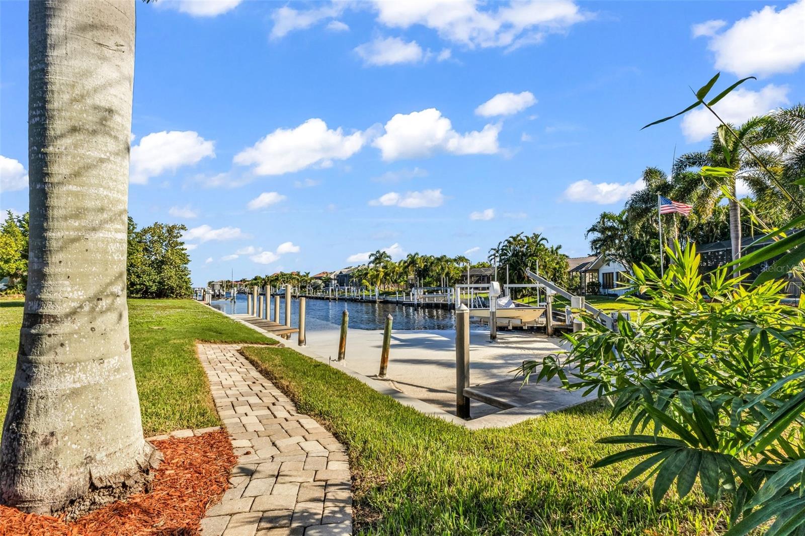 PUNTA GORDA ISLES SEC 04 - Residential