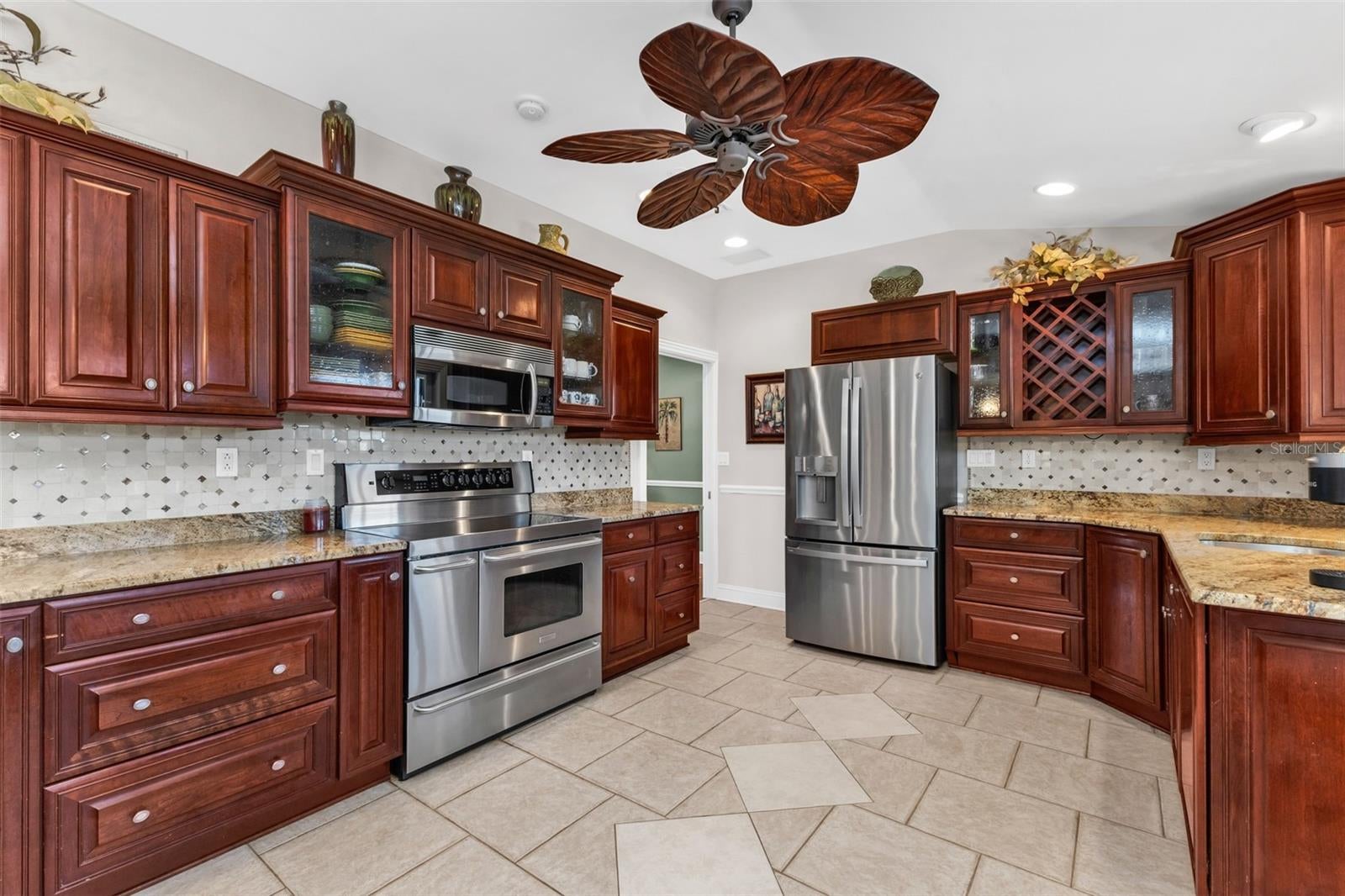 PUNTA GORDA ISLES SEC 04 - Residential