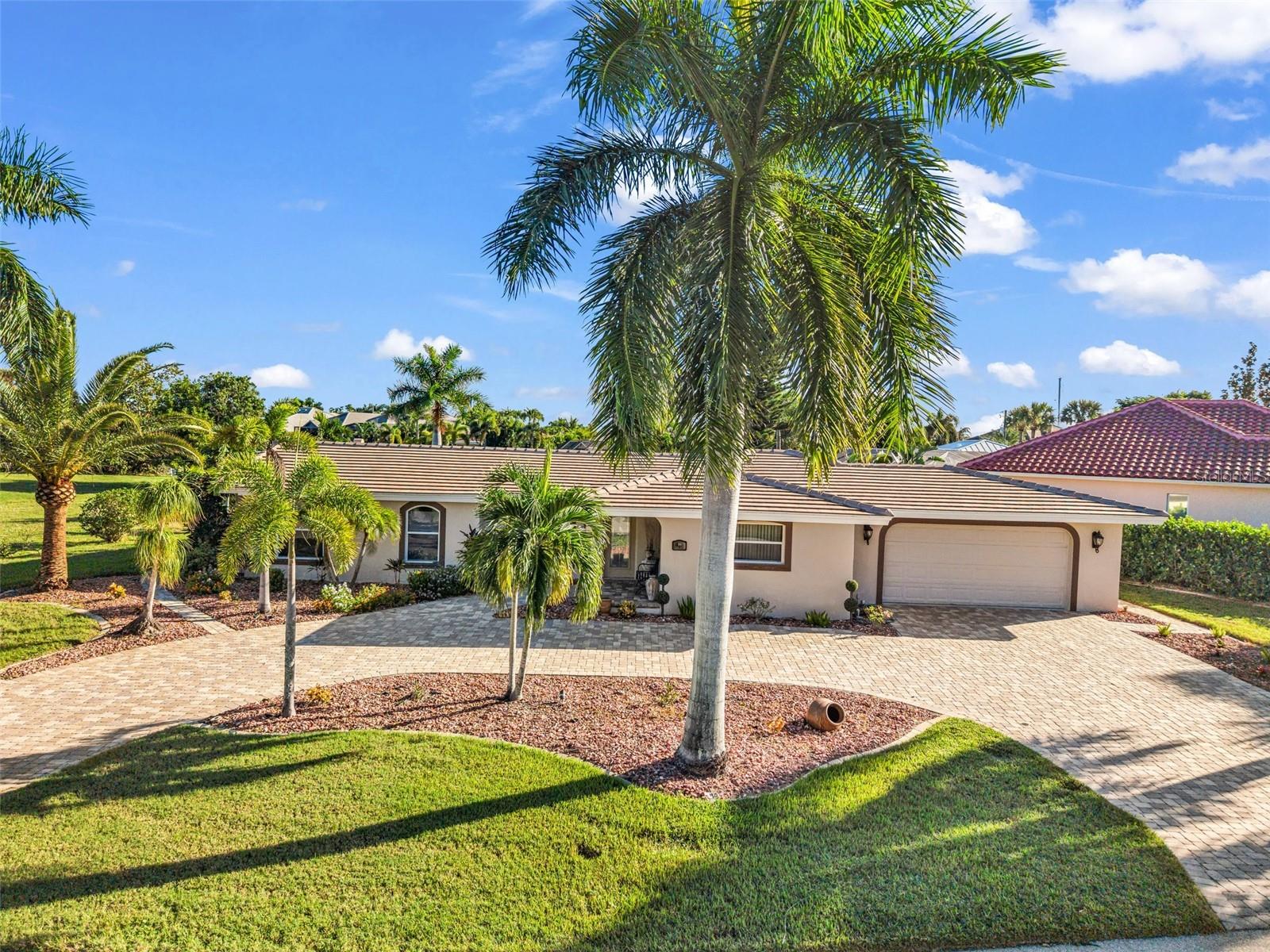 PUNTA GORDA ISLES SEC 04 - Residential