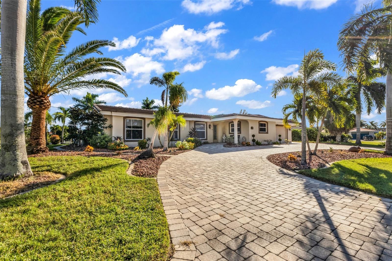 PUNTA GORDA ISLES SEC 04 - Residential