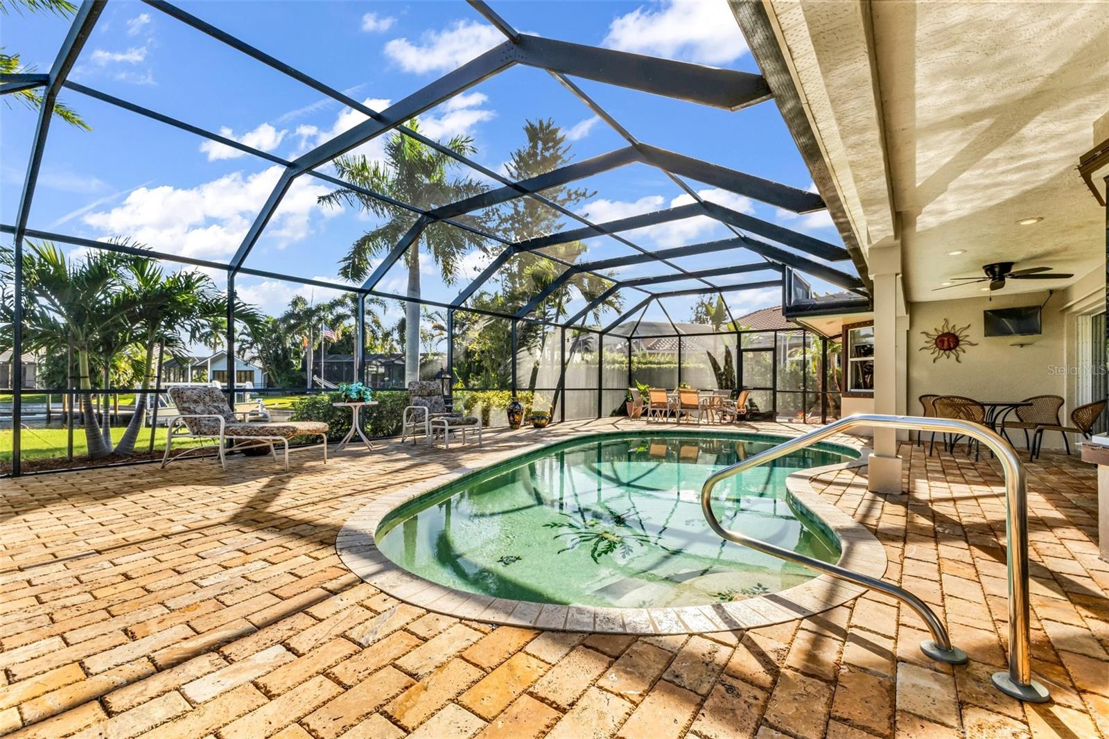 PUNTA GORDA ISLES SEC 04 - Residential