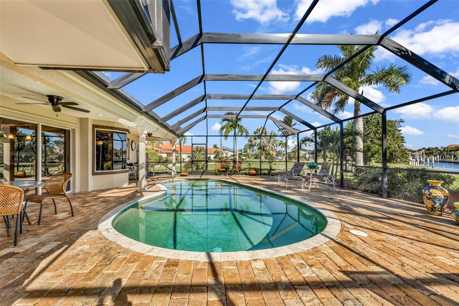PUNTA GORDA ISLES SEC 04 - Residential
